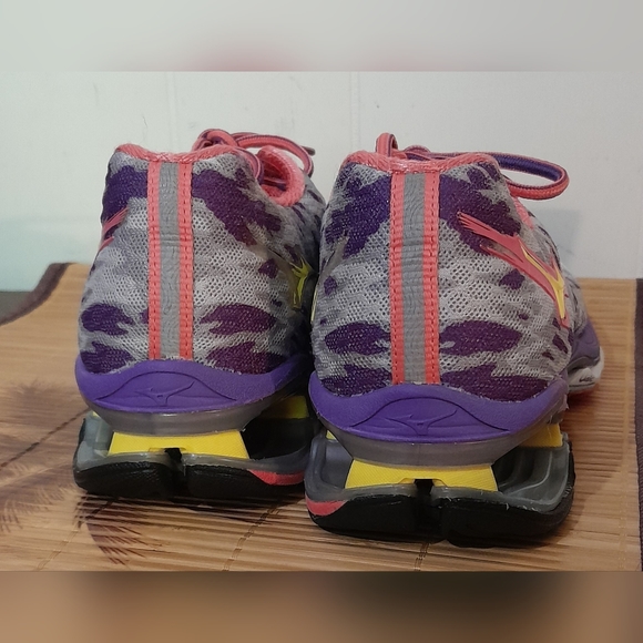 Mizuno - Wave Creation 15 Silver Purple Pink Yellow - Women's 7 - J1GL140138 - Picture 6 of 7